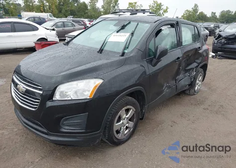 2016 Chevrolet Trax 1Ls z USA, uszkodzony, nr VIN KL7CJNSB1GB586967